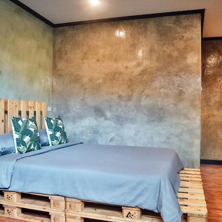 Baan Rabieng Talay Homestayบ้านระเบียงทะเล โฮมสเตย์เกาะกูด Ko Kut Extérieur photo