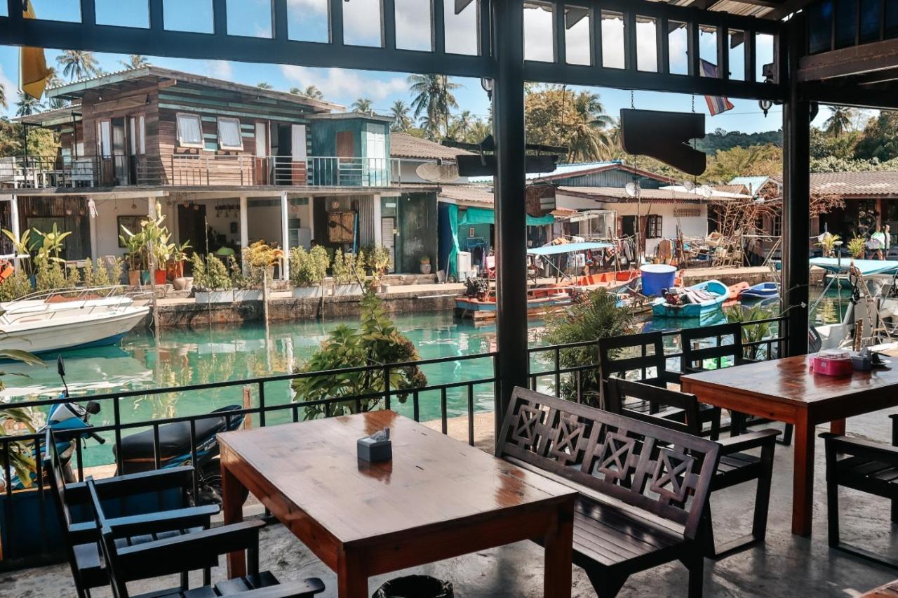 Baan Rabieng Talay Homestayบ้านระเบียงทะเล โฮมสเตย์เกาะกูด Ko Kut Extérieur photo