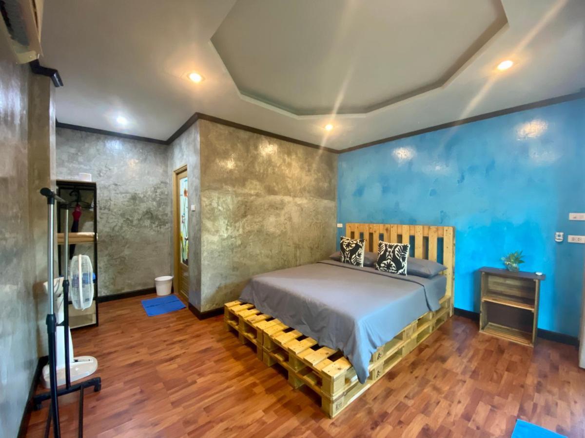 Baan Rabieng Talay Homestayบ้านระเบียงทะเล โฮมสเตย์เกาะกูด Ko Kut Extérieur photo